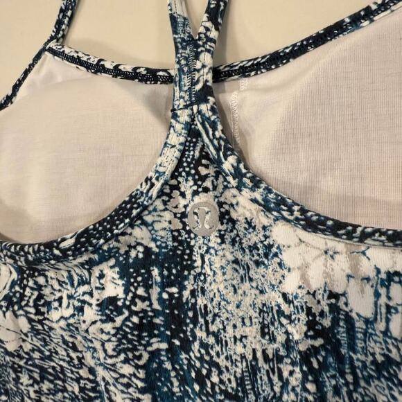 Lululemon Power Y Padded Tank Top Women's 6 Luon Wildwood Floral Blue Shelf Bra - Picture 6 of 8